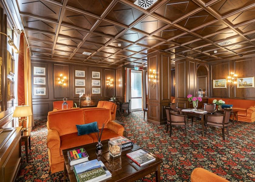 Lombardy Lissone Lobby