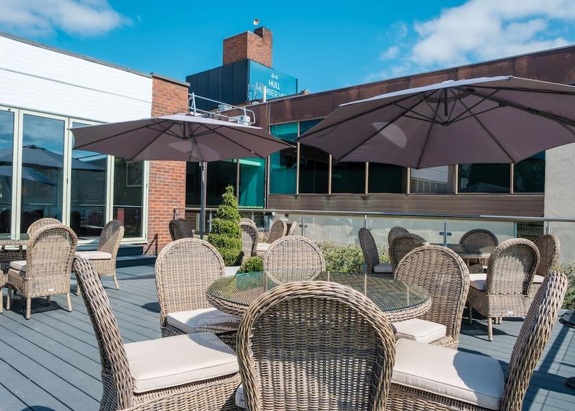 England North Ferriby Terrace/patio