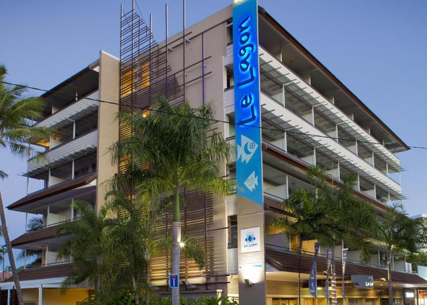  Noumea exterior view