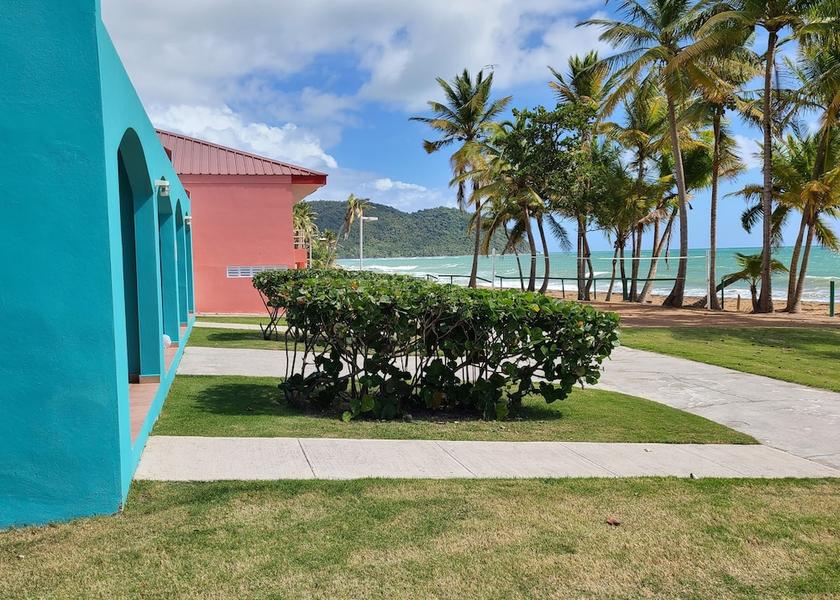  Maunabo Exterior Detail