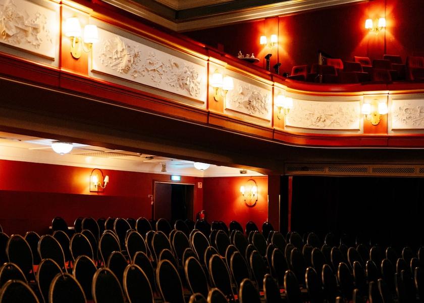  Oslo Theater Show