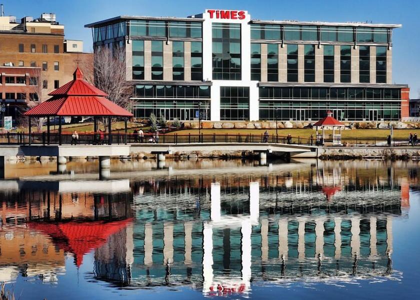 Quebec Sherbrooke Facade