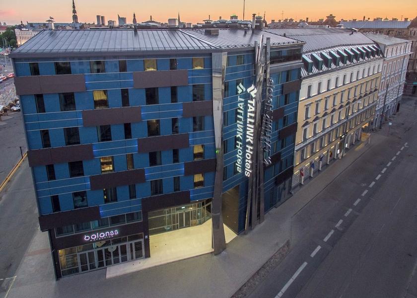  Riga Exterior Detail