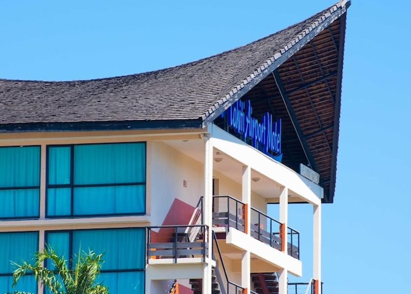 Windward Islands Faaa Exterior