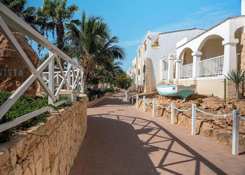  Boa Vista Exterior Detail