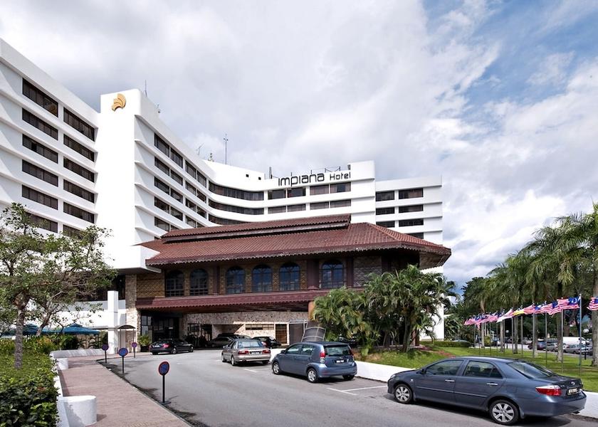 Perak Ipoh Facade