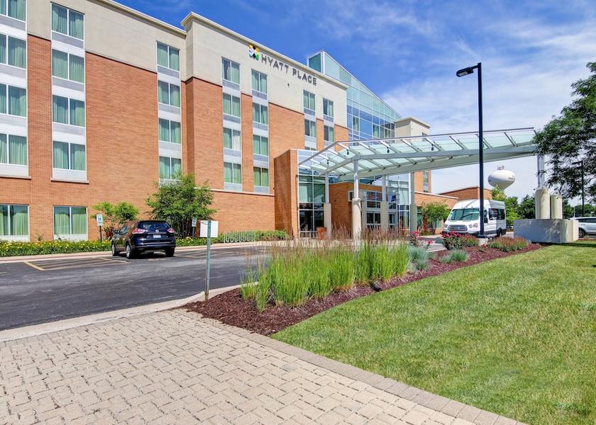 Illinois Warrenville Exterior