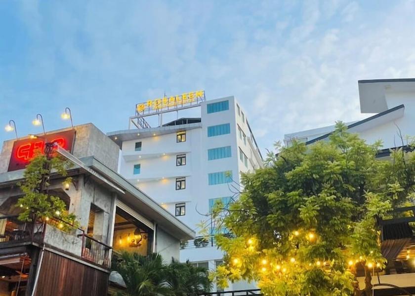 Thua Thien-Hue Hue Facade