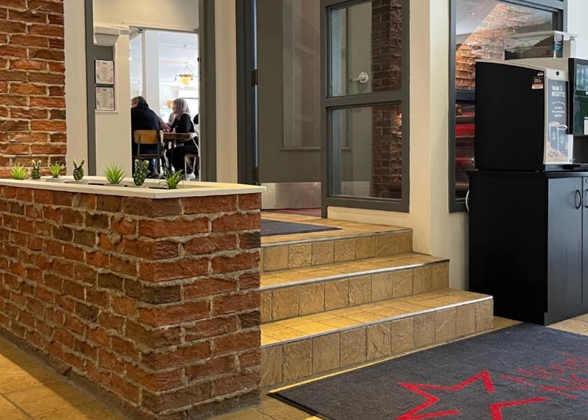 Quebec Quebec Reception