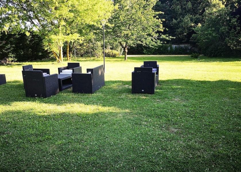 Centre - Loire Valley Pithiviers Exterior Detail