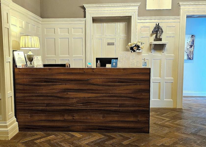 England Horley Reception