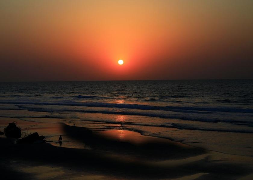 Serrekunda Beach