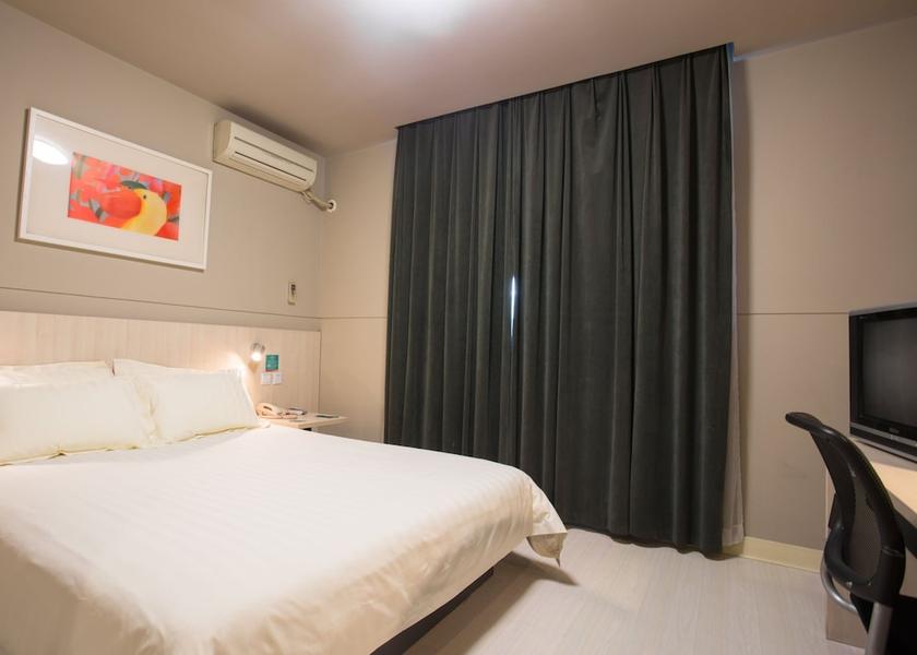 Jiangxi Nanchang Room