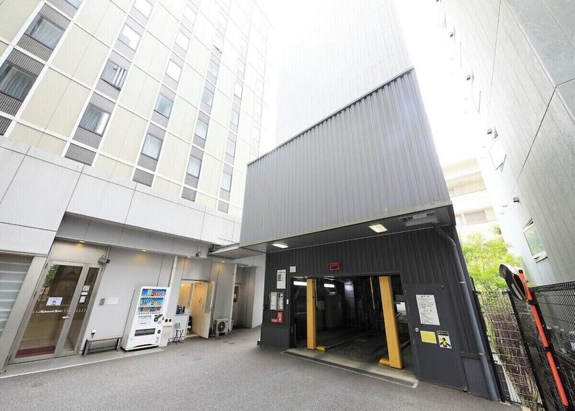 Chiba Narita Parking