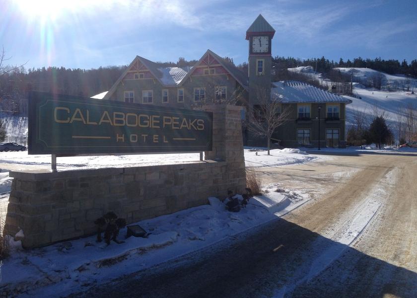Ontario Greater Madawaska Property Grounds