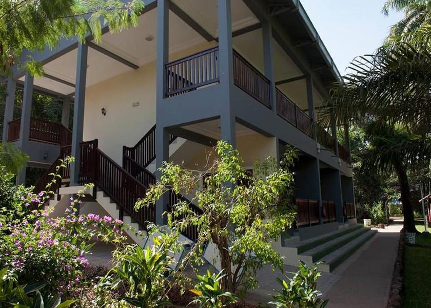  Serrekunda Exterior