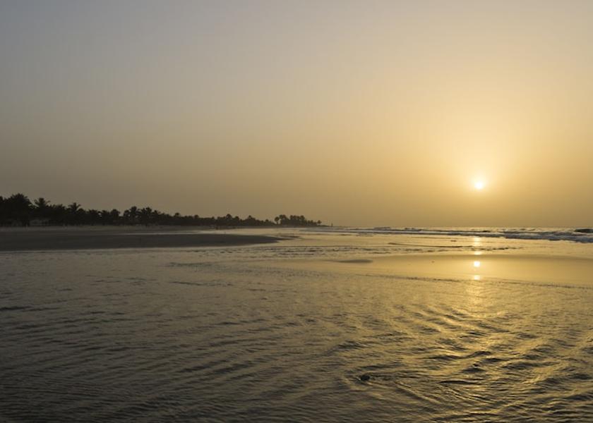  Serrekunda Beach