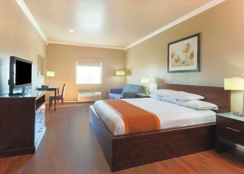 Texas Groesbeck Room