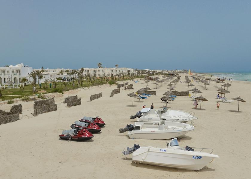 Medenine Governorate Aghir Beach