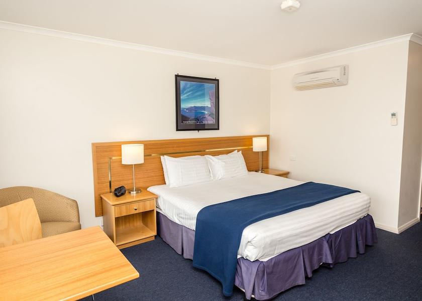 Tasmania Devonport Room