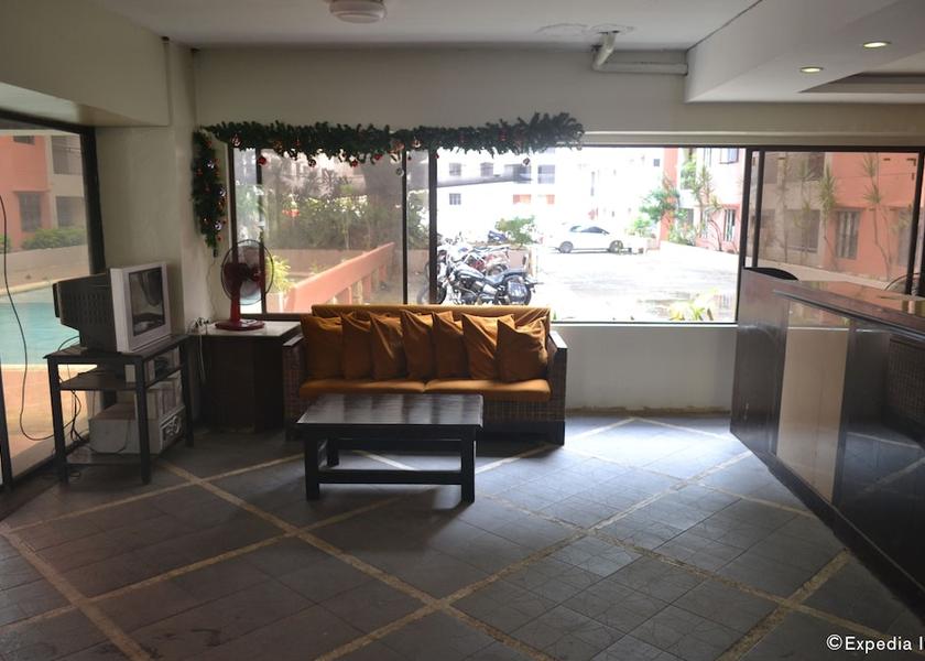 Central Visayas Lapu-Lapu Interior Entrance