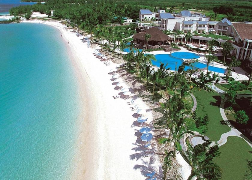 MU Belle Mare Aerial View