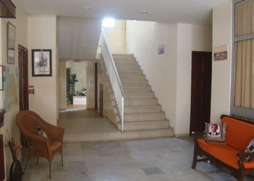  Dakar Interior Entrance