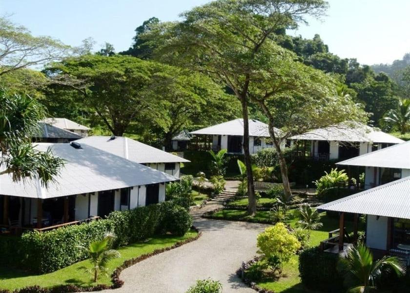 Shefa Mele Property grounds