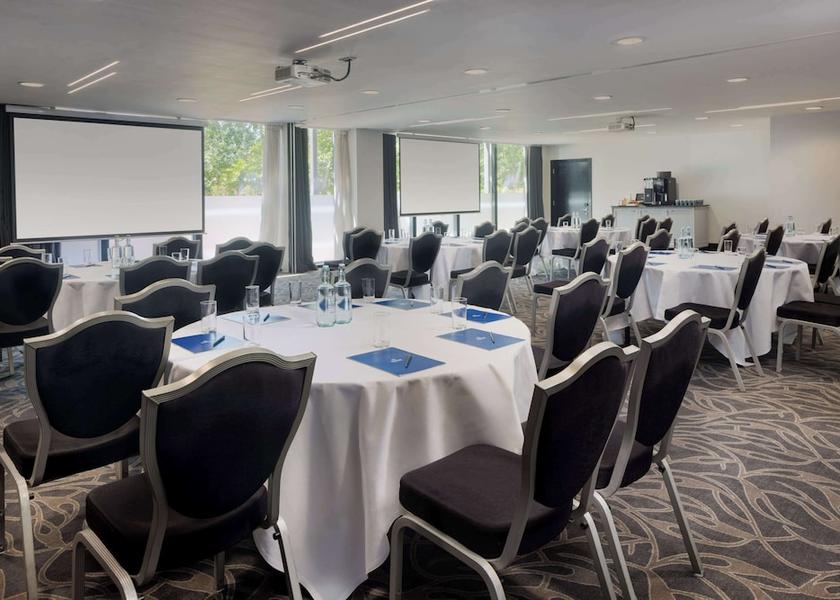 England Brentford Meeting Room