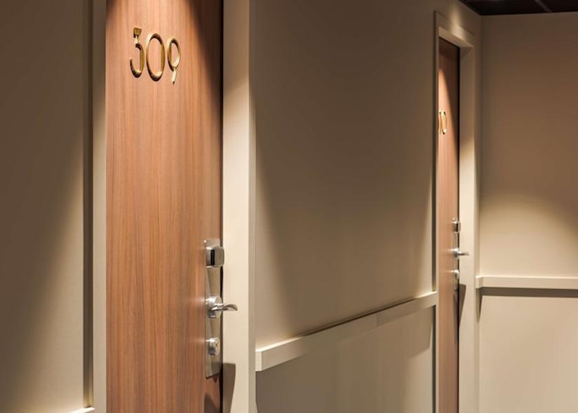 Brittany Tregueux Interior Entrance