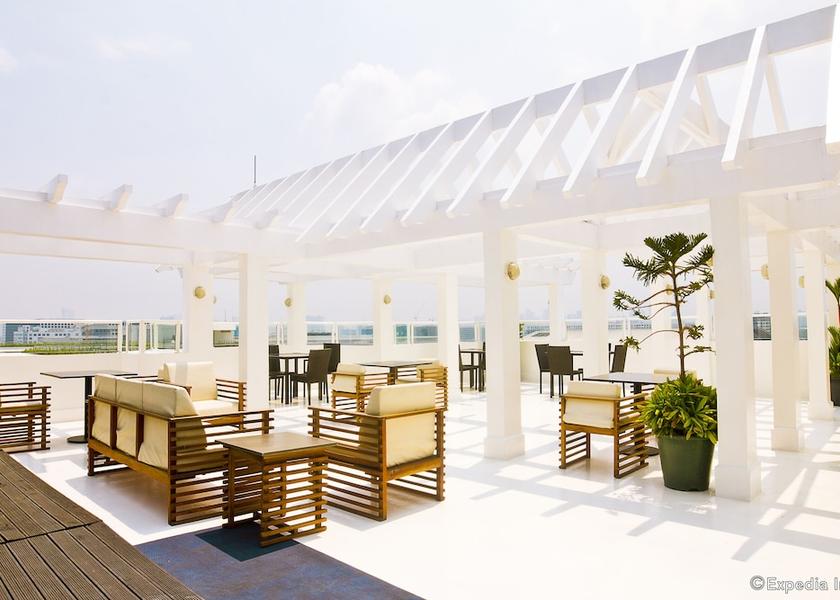  Pasay Terrace/patio