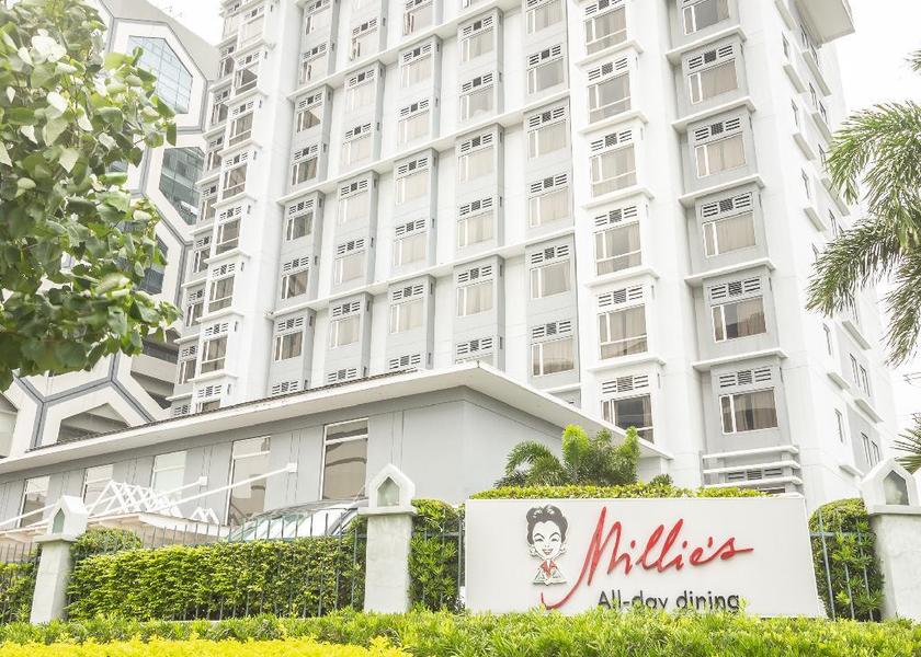  Pasay Hotel Exterior