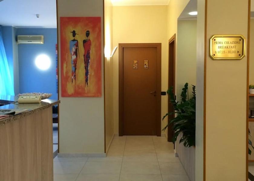 Lombardy Vimodrone Interior Entrance