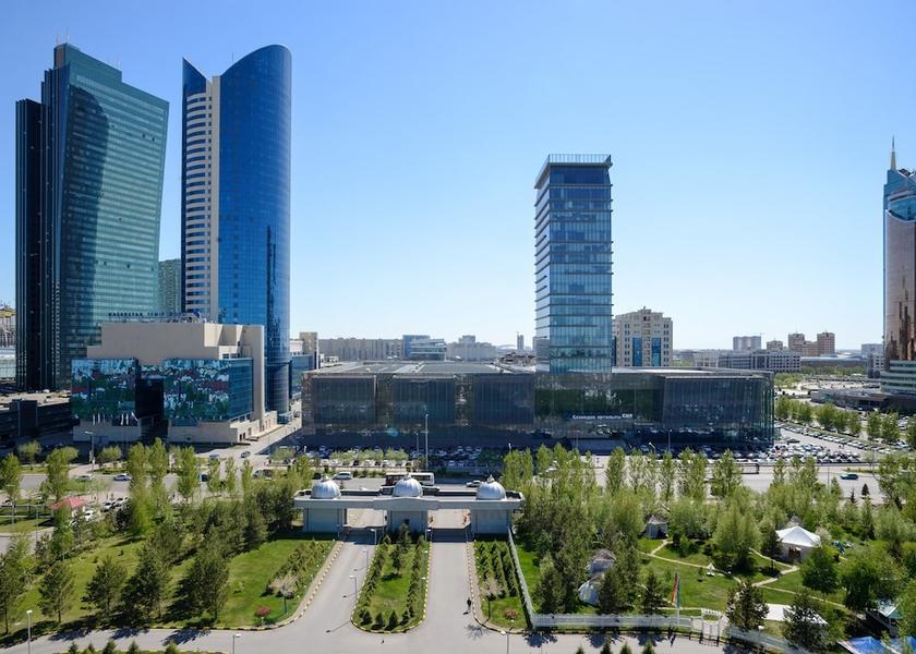  Astana Front of property
