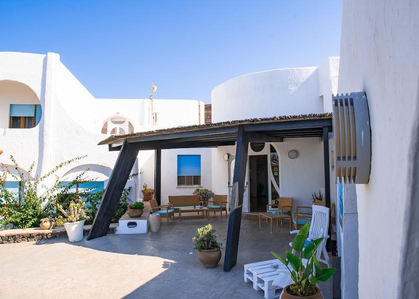 Sicily Pantelleria Front of property