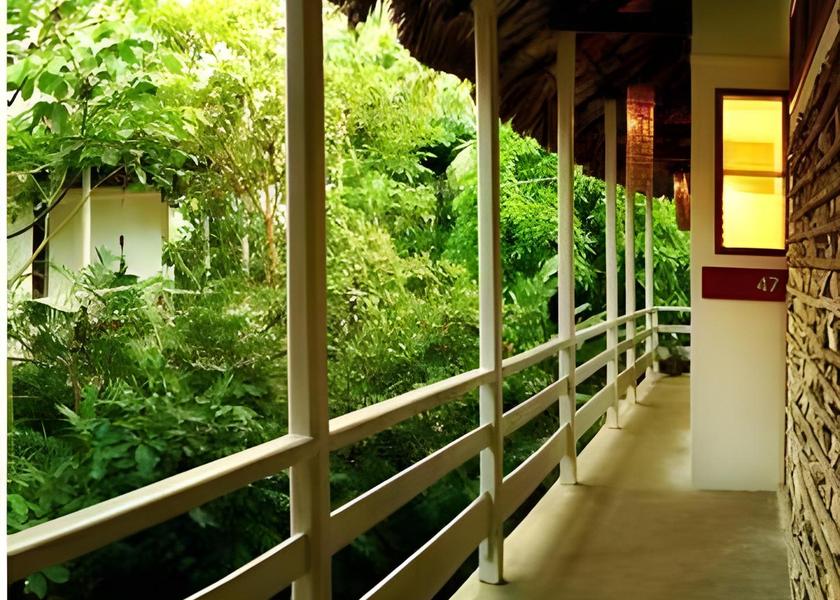 Petén Flores Hotel Exterior