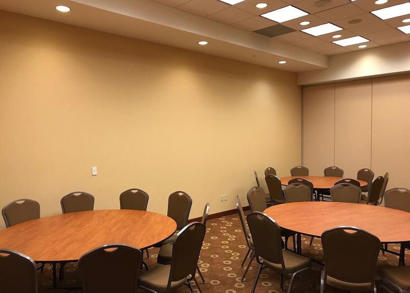 Iowa Des Moines Meeting Room