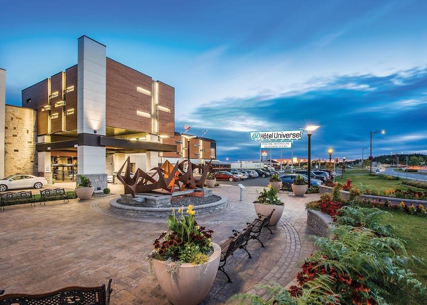 Quebec Riviere Du Loup Facade