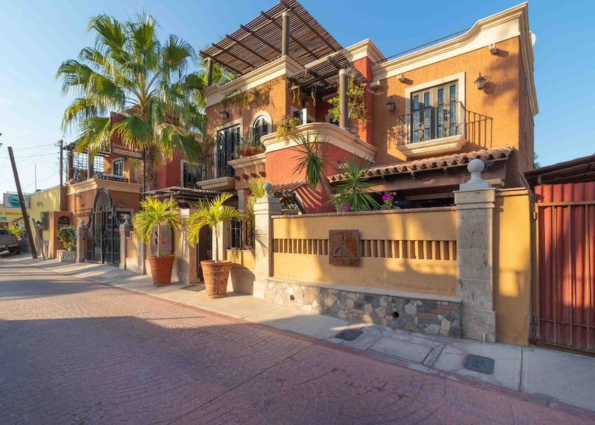 Baja California Sur Loreto Facade
