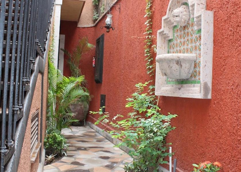 Baja California Sur Loreto Property Grounds