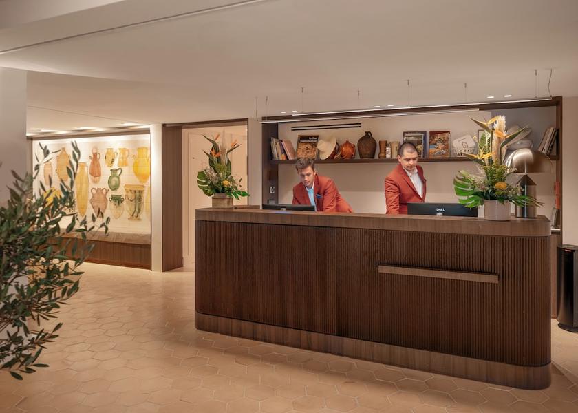 Provence - Alpes - Cote d'Azur Aix-en-Provence Reception