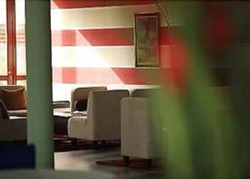 Thiès Region Mbour Lobby