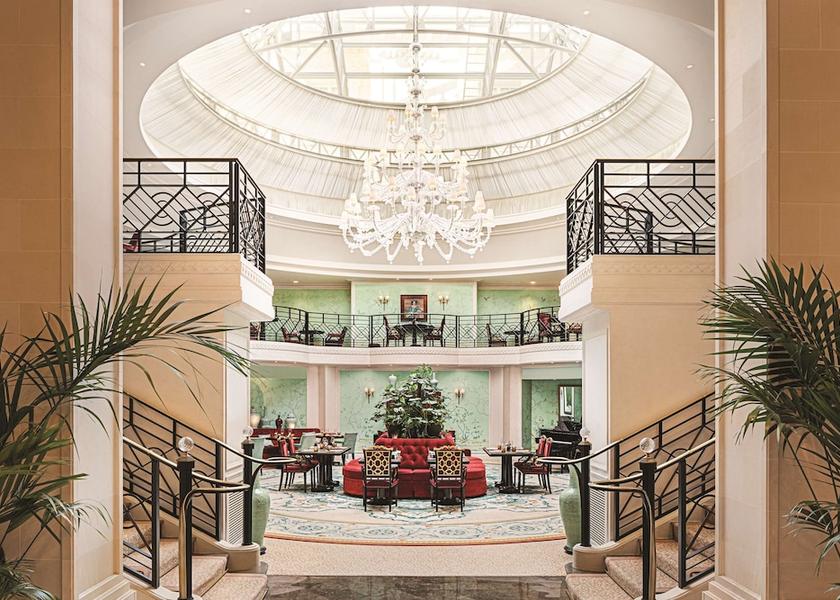 Ile-de-France Paris Breakfast Area