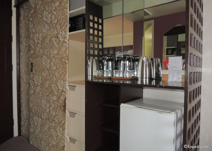 Central Visayas Lapu-Lapu Mini-refrigerator