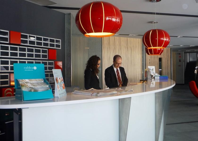  Escaldes-Engordany Reception