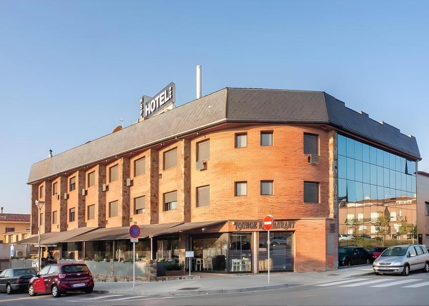 Catalonia Rubi Hotel Exterior