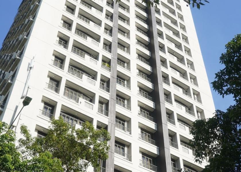  Muntinlupa Exterior