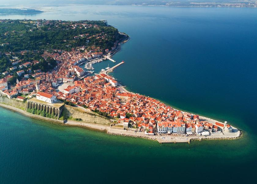  Piran City view