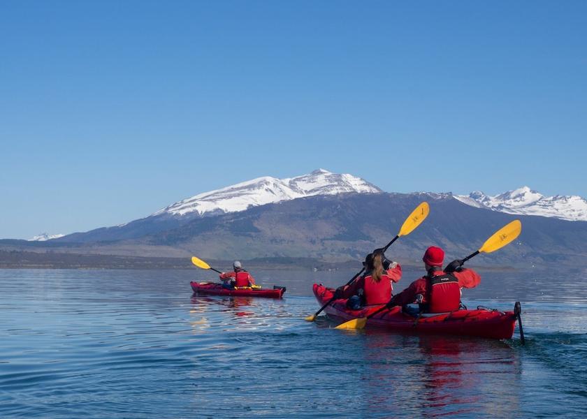 Magallanes y Antartica Chilena Natales Kayaking