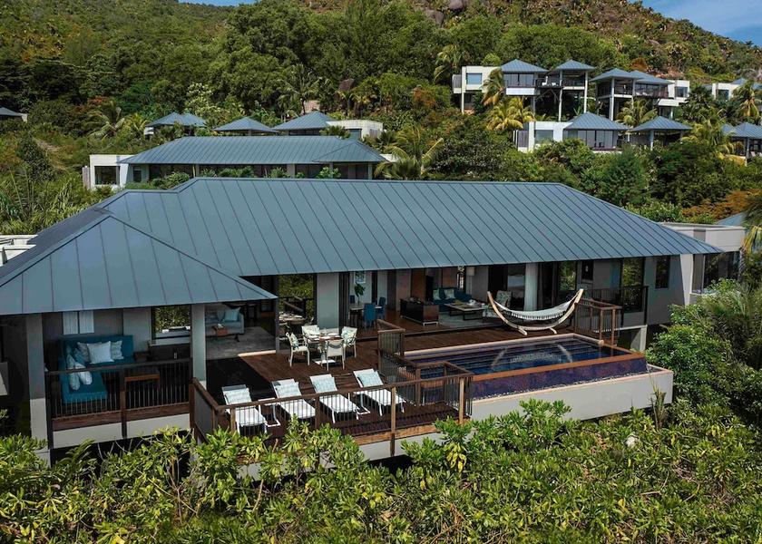  Praslin Island Room